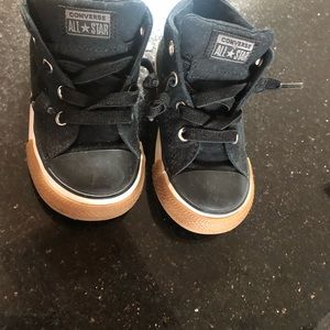Converse schoes toddler size 7